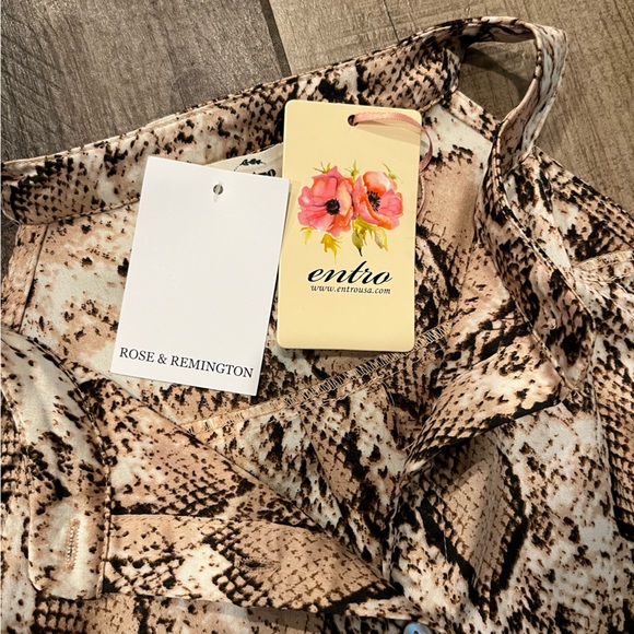 Entro Black and Tan Relaxed Fit Snake Skin Button Down Halter Tank Top - Picture 3 of 7